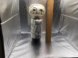 Vintage Wooden Kokeshi Hand-Painted Doll - Picture 1 of 1