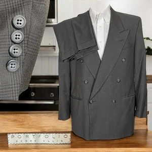 Portfolio USA Made 2 Piece Suit Mens 42R 34x28 Green Plaid Peak Double Breasted - Picture 1 of 16