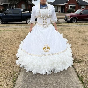 Quinceañera dress size medium to large white with horses handmade - Picture 1 of 24