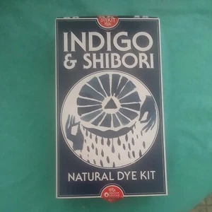 Indigo & Shibori Natural Dye Kit  - Picture 1 of 4