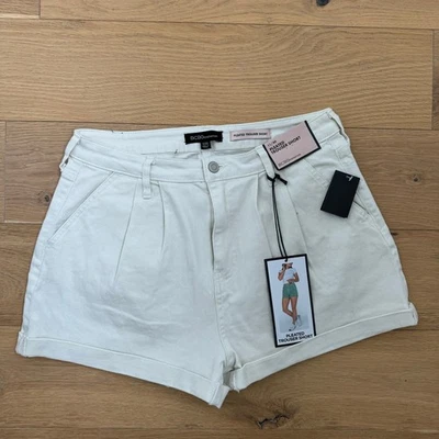Pantalón Corto Denim BCBGeneration Crema Plisado Talla Junior 11/Mujer 30 NUEVO Foto 1 de 4