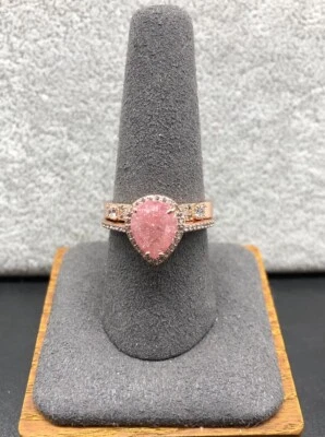 Lab Created Deep Rose Ice Crystal & White Topaz Sz 9 Ring Rose Gold Plated Band - Image 1 of 4