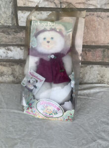 NIB Vintage Fisher-Price 1998 Briarberry Collection Maggieberry Bear READ