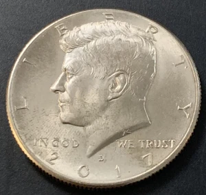 2017-D Kennedy Half Dollar Circulated - Picture 1 of 4