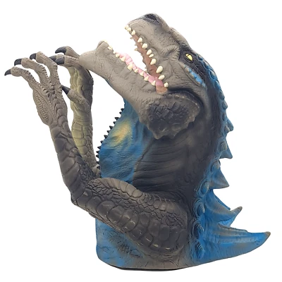 Godzilla (1998) Vintage Hand Puppet by Togo/Resaurus Company H: 32cm NON WORKING - Image 1 of 4
