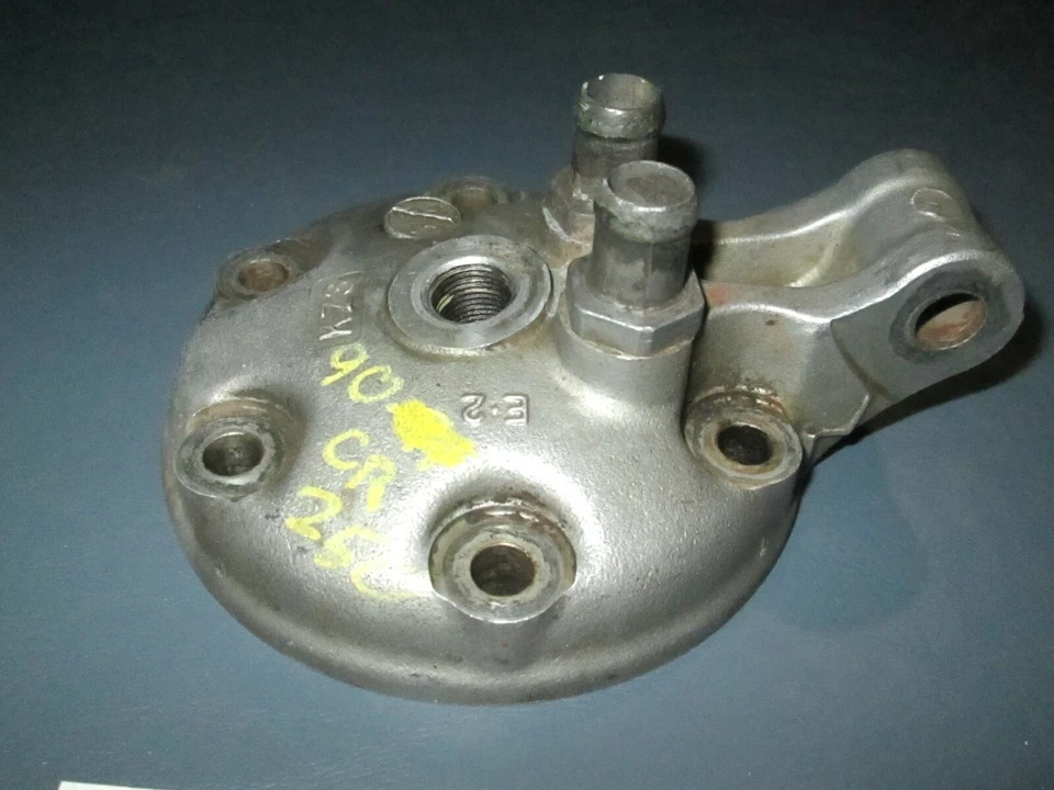 Honda CR250R 1990 OEM culata, 12200-KZ3-700 Foto 1 de 4