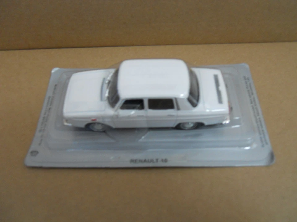 Legendary Cars RENAULT 10 WHITE 1:43 Die Cast  [MV41-2] - Immagine 1 di 1
