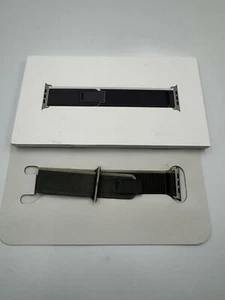 Apple Watch Band - Trail Loop (49mm) - Green/Gray with Rugged Titanium Finish - - Zdjęcie 1 z 5