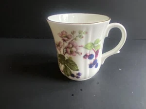 Duchess Bone China Tea Cup / Mug Wild Berry Made In England 3 1/4” Tall - Picture 1 of 5