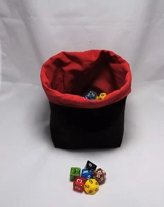 Würfeltasche, schlichte rote quadratische Basistasche für Brettspiele, D&D Tabletop Gaming - Bild 1 von 8