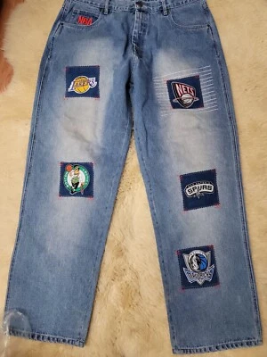 Pantalones de mezclilla para hombre NBA-LEAGUE VINTAGE PARCHES DE BALONCESTO talla 36 #002 Foto 1 de 4