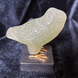 Minerva Aventurine Owl Figurine On Onyx Base - Picture 1 of 7