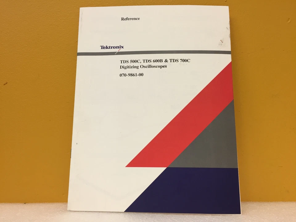 Tektronix 070-9861-00 TDS500C TDS600B + TDS700C Oscilloscope Reference Guide - Image 1 of 1