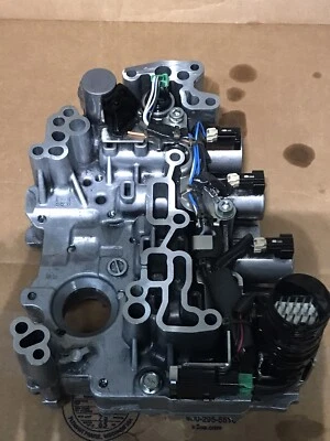 Cuerpo de válvula de transmisión CVT Nissan Sentra Versa RE0F11A JF15E 1,8 L 1,6 L 2013-16 Foto 1 de 4