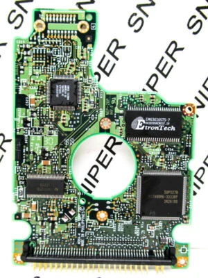 PCB - Hitachi TravelStar 30GB IC25N030ATCS04 IDE 07N9318 H69033HardDrive H69067_ - Image 1 of 4