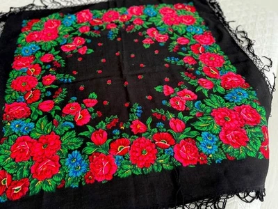 Vintage square scarf with tassels, floral print,baba scarf, woolen scarf, hustka - Image 1 of 4