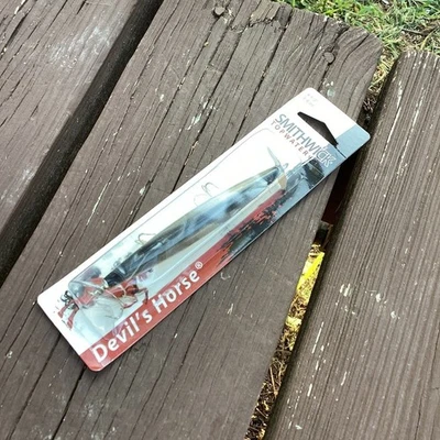 Señuelo de pesca Smithwick Devil's Horse Topwater - 4 1/2" 3/8 oz negro plata Foto 1 de 4