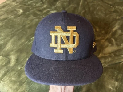 Бейсболка Notre Dame Hat Blue Gold размер 7 3/8 New Era Clover NCAA футбол - Изображение 1 из 4