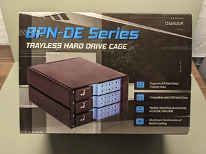 iStarUSA BPN-DE230SS-BLACK 2 x 5.25" to 3 x 3.5" SAS/SATA Trayless Hot-Swap Cage - Picture 1 of 9