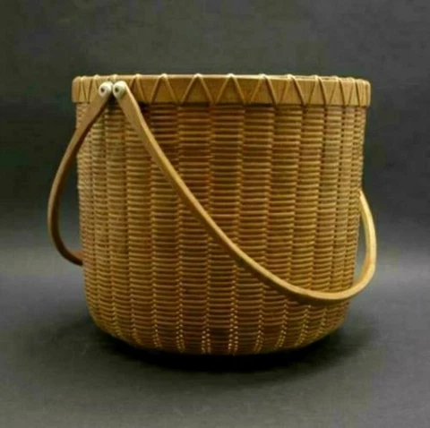 LG Double loop swing handled Nantucket basket Paul Willer b. 1930 Sgnd date 85' Cover