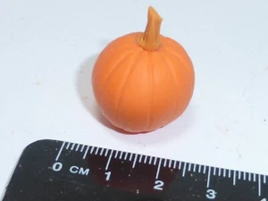 1:12 Scale Pumpkin b Dolls House - Picture 1 of 2