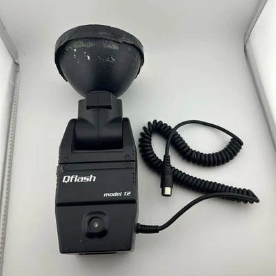 Flash Quantum Qflash Modelo T2 con Bombilla y Reflector SIN PROBAR COMO ESTÁ Foto 1 de 4
