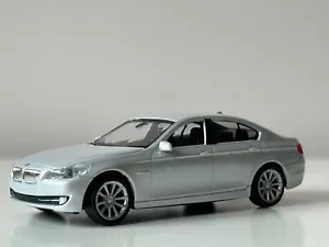 BMW 535i Germany Luxury Car Model Metal Diecast Toy Silver 1:43 Welly - Picture 1 of 10