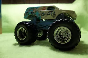 HOT WHEELS MONSTER JAM TRUCK ROBOTS LOOSE TRUCK - Bild 1 von 6