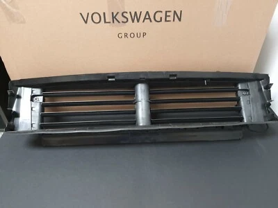 5C6122321A  5C6122321B  5C6122321C  NEW  VW  AIR  SHUTTER ASSY JETTA   2015-18 - Image 1 of 4