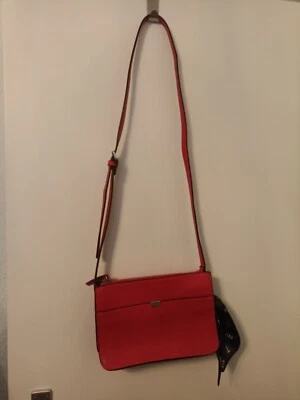 C&A Damen Tasche Umhängetasche Rot neu - Bild 1 von 4
