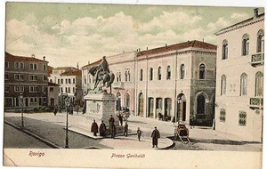 C000300 ROVIGO PIAZZA GARIBALDI ANIMATA VG 1900 - Picture 1 of 1