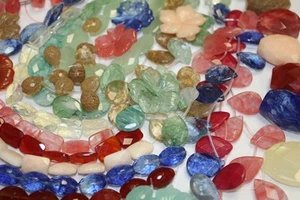 "Cuentas de cuarzo y jade teñidas - flores talladas de 12 mm * dos (2) hebras de 14 a 15" * - Imagen 1 de 10