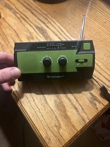 Running Snail Survival Wind Up/solar Rechargeable Radio Flashlight With Antenna - Picture 1 of 6