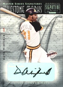 2001 (PADRES) Donruss Sig. Milestone Marks Masters Series #35 Dave Winfield