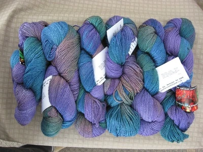 Gran hilo Adirondack, seda n azul; Nantucket, cara azul Leicester, 2 lotes de 2 Foto 1 de 2