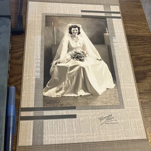 Foto vintage de boda de novia alrededor de 1930, Hulstrand Studio Park River ND 5"x7" - Imagen 1 de 3