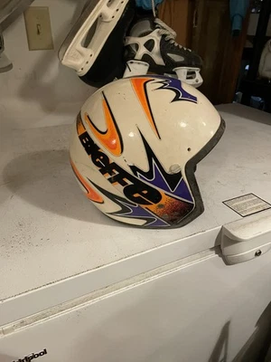 Casco abierto vintage Bieffe moto de nieve motocicleta 1995 colorido Foto 1 de 4