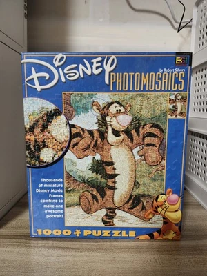 Rompecabezas de 1000 piezas Buffalo Disney Photomosaics Tigger Robert Silvers Foto 1 de 4