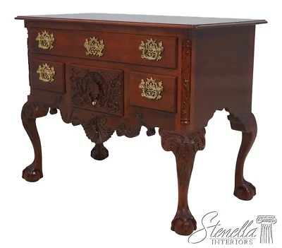 L68766: KINDEL Winterthur Collection Chippendale Mahogany Lowboy - Image 1 of 4