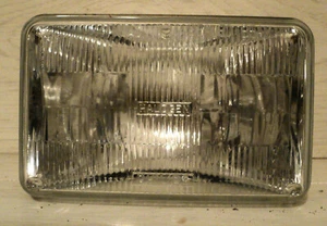Halogen H4651 Phillips Lamp Light - Picture 1 of 3