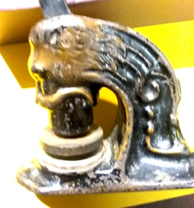 (pgasteelers1)Cast Lion Head Seal Embosser by Pettibone Mfg. 1890's for Rikerš - Picture 1 of 11