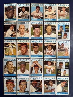1964 Topps BALTIMORE ORIOLES🔥Partial Team Set (25) Brooks ROBINSON APARICIO - Image 1 of 4