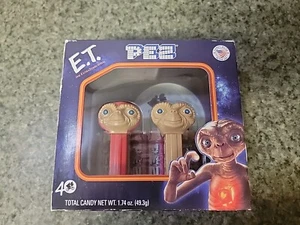 E.T. 40th Anniversary Collectible PEZ Spender Doppelpack mit 6 Süßigkeiten Nachfüllpackungen - Bild 1 von 8