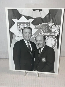 NBC MLB ALL-STAR GAME VIN SVULLY/JOE GARAGIOLA COMUNICADO DE PRENSA 8x10 FOTO con NOTAS - Imagen 1 de 2