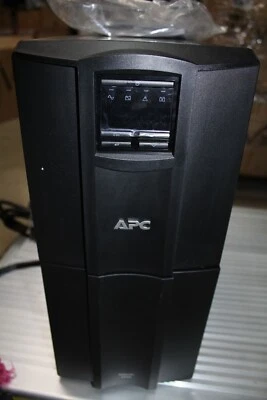 APC SMART SMT2200C UPS 2200 VA LCD 120 V with SmartConnect - Image 1 of 4