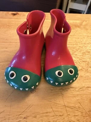 Niños Mini Melissa Hechas en Brasil Niño Pequeño Talla 6 Monster Botas de Lluvia Rosa y Verde Foto 1 de 4