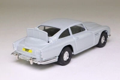 Corgi James Bond 007 Aston Martin DB5 - Thunderball NEW TY06901 Retired - Image 1 of 4