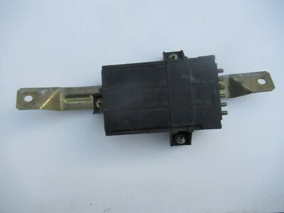 Porsche 928 ('78-'86) Light Bulb Control Module w/ Bracket 92864160302 C#260 FL - image 1 of 4