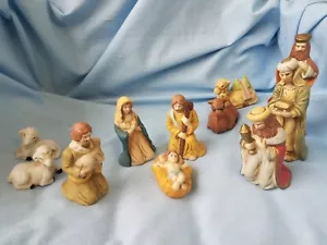 Nativity Creche 11 Piece Set Figurines-Porcelain-Christmas - Picture 1 of 7