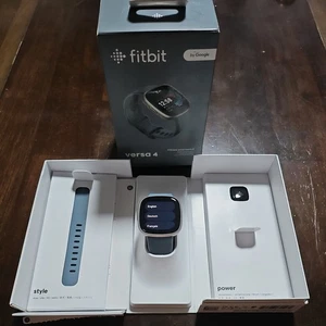 Pre-Onwed Fitbit Versa 4 Smartwatch Platinum Aluminum Case Blue Infinity Band - Picture 1 of 5